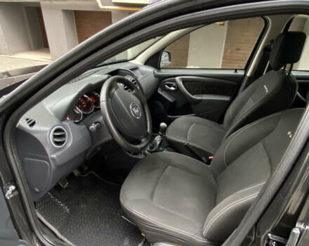 Черный Дачия Duster, объемом двигателя 1.5 л и пробегом 137 тыс. км за 11777 $, фото 14 на Automoto.ua