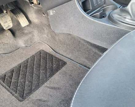 Черный Дачия Duster, объемом двигателя 1.2 л и пробегом 120 тыс. км за 9900 $, фото 14 на Automoto.ua