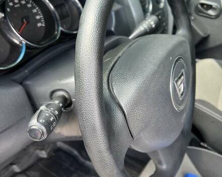 Черный Дачия Duster, объемом двигателя 1.6 л и пробегом 174 тыс. км за 9900 $, фото 39 на Automoto.ua