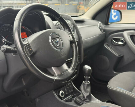 Черный Дачия Duster, объемом двигателя 1.6 л и пробегом 159 тыс. км за 10999 $, фото 29 на Automoto.ua