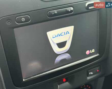 Черный Дачия Duster, объемом двигателя 1.6 л и пробегом 159 тыс. км за 10999 $, фото 56 на Automoto.ua