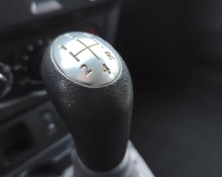 Черный Дачия Duster, объемом двигателя 1.6 л и пробегом 174 тыс. км за 9999 $, фото 27 на Automoto.ua