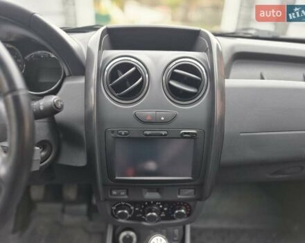 Чорний Дачія Duster, об'ємом двигуна 1.6 л та пробігом 71 тис. км за 11750 $, фото 32 на Automoto.ua