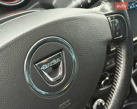 Черный Дачия Duster, объемом двигателя 1.6 л и пробегом 159 тыс. км за 10999 $, фото 48 на Automoto.ua