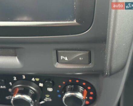 Черный Дачия Duster, объемом двигателя 1.6 л и пробегом 159 тыс. км за 10999 $, фото 52 на Automoto.ua