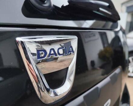 Черный Дачия Duster, объемом двигателя 1.6 л и пробегом 174 тыс. км за 9999 $, фото 16 на Automoto.ua
