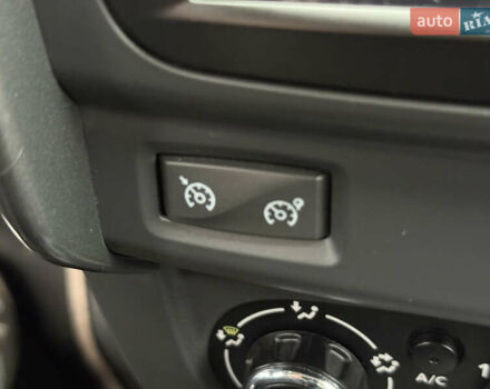 Черный Дачия Duster, объемом двигателя 1.6 л и пробегом 159 тыс. км за 10999 $, фото 51 на Automoto.ua