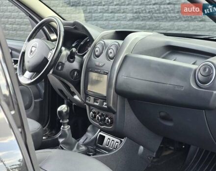 Черный Дачия Duster, объемом двигателя 1.2 л и пробегом 91 тыс. км за 10200 $, фото 13 на Automoto.ua