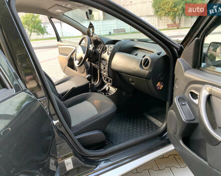 Черный Дачия Duster, объемом двигателя 1.5 л и пробегом 239 тыс. км за 11300 $, фото 32 на Automoto.ua