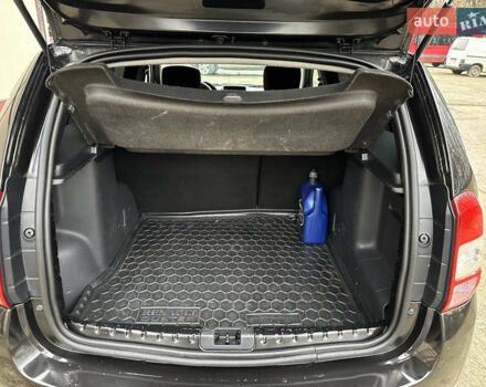 Чорний Дачія Duster, об'ємом двигуна 1.5 л та пробігом 218 тис. км за 12999 $, фото 32 на Automoto.ua