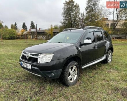 Черный Дачия Duster, объемом двигателя 1.6 л и пробегом 160 тыс. км за 8300 $, фото 1 на Automoto.ua