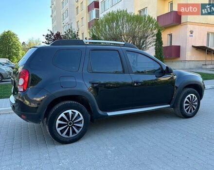Черный Дачия Duster, объемом двигателя 1.5 л и пробегом 162 тыс. км за 8800 $, фото 1 на Automoto.ua