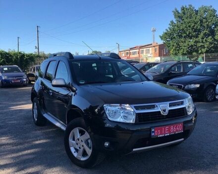 Черный Дачия Duster, объемом двигателя 1.6 л и пробегом 252 тыс. км за 10400 $, фото 1 на Automoto.ua