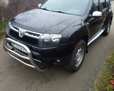 Черный Дачия Duster, объемом двигателя 1.5 л и пробегом 226 тыс. км за 11500 $, фото 1 на Automoto.ua