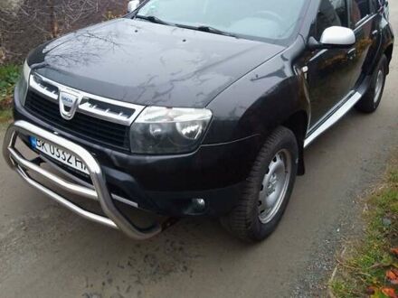 Черный Дачия Duster, объемом двигателя 1.46 л и пробегом 226 тыс. км за 10500 $, фото 1 на Automoto.ua