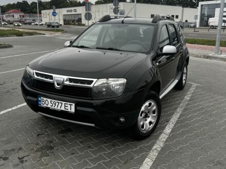 Черный Дачия Duster, объемом двигателя 1.5 л и пробегом 150 тыс. км за 8500 $, фото 1 на Automoto.ua