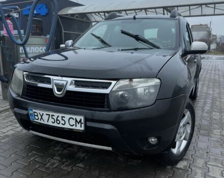 Черный Дачия Duster, объемом двигателя 1.5 л и пробегом 380 тыс. км за 6000 $, фото 1 на Automoto.ua