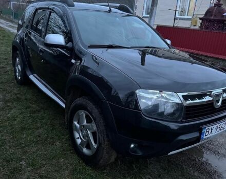 Черный Дачия Duster, объемом двигателя 1.6 л и пробегом 120 тыс. км за 9200 $, фото 1 на Automoto.ua