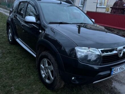 Черный Дачия Duster, объемом двигателя 1.6 л и пробегом 120 тыс. км за 8572 $, фото 1 на Automoto.ua