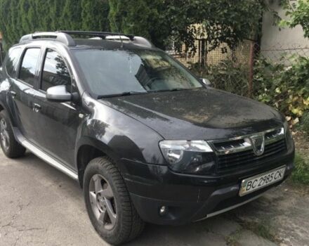 Черный Дачия Duster, объемом двигателя 1.5 л и пробегом 250 тыс. км за 9500 $, фото 1 на Automoto.ua