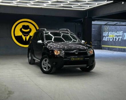 Черный Дачия Duster, объемом двигателя 1.6 л и пробегом 180 тыс. км за 11000 $, фото 1 на Automoto.ua