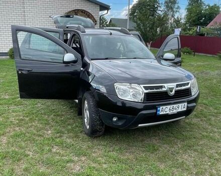 Черный Дачия Duster, объемом двигателя 1.6 л и пробегом 230 тыс. км за 9200 $, фото 1 на Automoto.ua