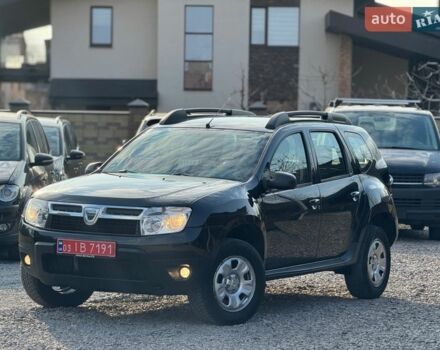 Черный Дачия Duster, объемом двигателя 1.6 л и пробегом 147 тыс. км за 9000 $, фото 1 на Automoto.ua