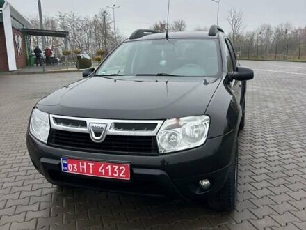 Черный Дачия Duster, объемом двигателя 1.6 л и пробегом 250 тыс. км за 8000 $, фото 1 на Automoto.ua