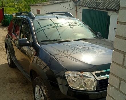 Черный Дачия Duster, объемом двигателя 1.5 л и пробегом 240 тыс. км за 9000 $, фото 1 на Automoto.ua