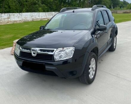 Черный Дачия Duster, объемом двигателя 1.6 л и пробегом 145 тыс. км за 9200 $, фото 1 на Automoto.ua