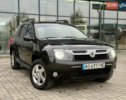 Черный Дачия Duster, объемом двигателя 1.6 л и пробегом 175 тыс. км за 7900 $, фото 1 на Automoto.ua