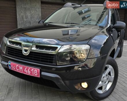 Черный Дачия Duster, объемом двигателя 1.6 л и пробегом 176 тыс. км за 9199 $, фото 1 на Automoto.ua