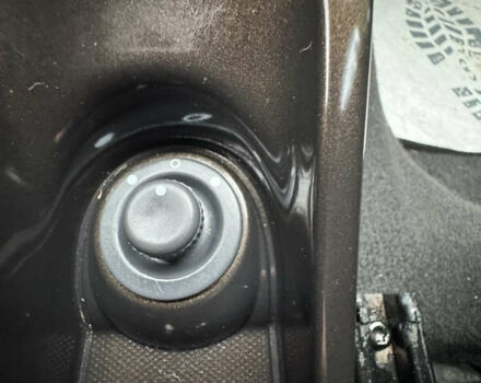 Коричневый Дачия Duster, объемом двигателя 1.6 л и пробегом 170 тыс. км за 8750 $, фото 21 на Automoto.ua
