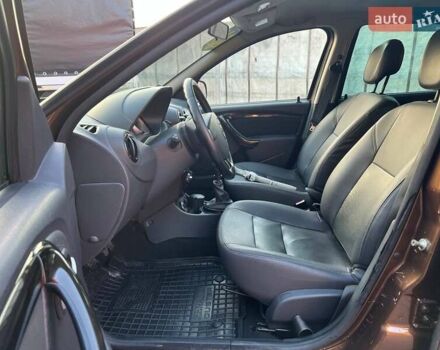 Коричневый Дачия Duster, объемом двигателя 1.46 л и пробегом 187 тыс. км за 8800 $, фото 24 на Automoto.ua