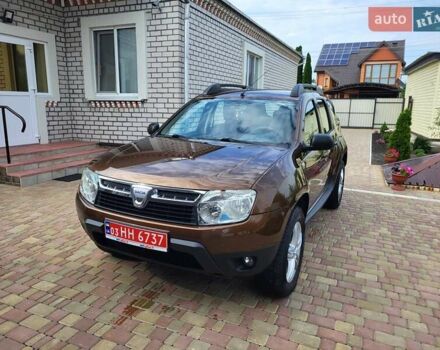 Коричневый Дачия Duster, объемом двигателя 1.6 л и пробегом 197 тыс. км за 9100 $, фото 2 на Automoto.ua