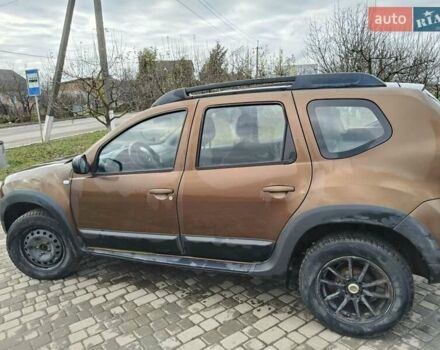 Коричневый Дачия Duster, объемом двигателя 1.5 л и пробегом 230 тыс. км за 8600 $, фото 3 на Automoto.ua
