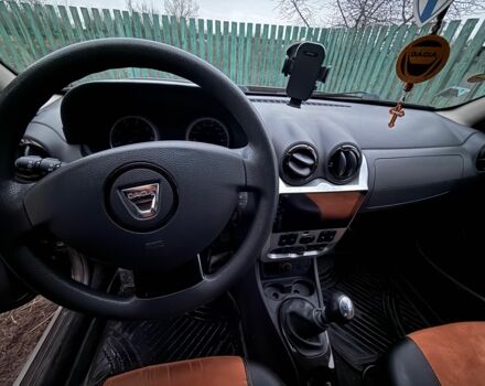 Коричневий Дачія Duster, об'ємом двигуна 1.5 л та пробігом 314 тис. км за 7600 $, фото 4 на Automoto.ua