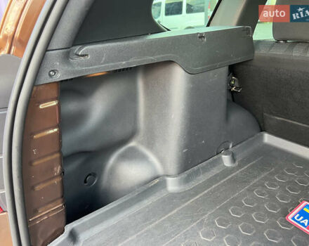 Коричневый Дачия Duster, объемом двигателя 1.6 л и пробегом 154 тыс. км за 8650 $, фото 72 на Automoto.ua