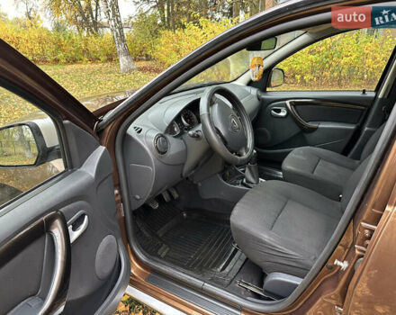 Дачія Duster 2011 у Звенигородка на Automoto.ua Коричневий Дачія Duster, об'ємом двигуна 1.6 л та пробігом 225 тис. км за 6950 $, фото 10 на Automoto.ua