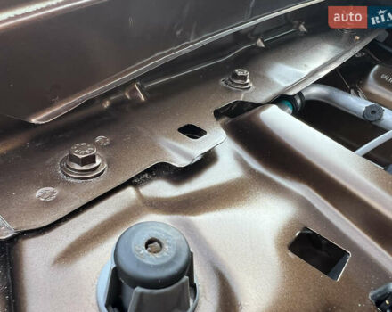 Коричневый Дачия Duster, объемом двигателя 1.6 л и пробегом 154 тыс. км за 8650 $, фото 80 на Automoto.ua