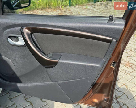 Коричневый Дачия Duster, объемом двигателя 1.6 л и пробегом 167 тыс. км за 8200 $, фото 37 на Automoto.ua