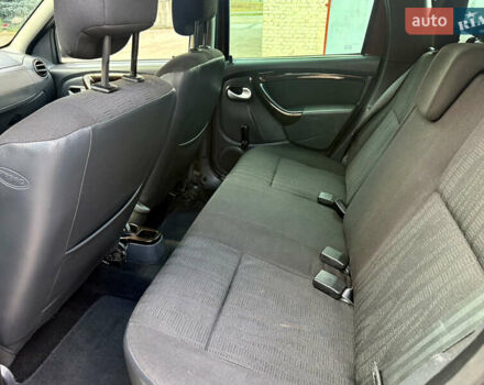 Коричневий Дачія Duster, об'ємом двигуна 1.6 л та пробігом 196 тис. км за 7399 $, фото 17 на Automoto.ua