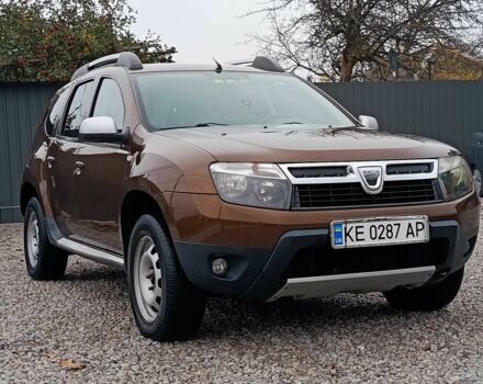 Коричневый Дачия Duster, объемом двигателя 1.6 л и пробегом 203 тыс. км за 9600 $, фото 2 на Automoto.ua