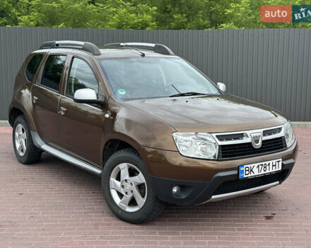 Коричневый Дачия Duster, объемом двигателя 1.6 л и пробегом 266 тыс. км за 7500 $, фото 1 на Automoto.ua