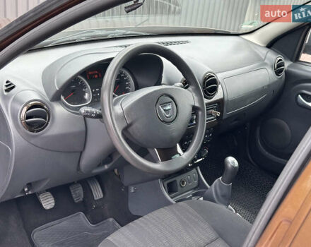 Коричневый Дачия Duster, объемом двигателя 1.6 л и пробегом 266 тыс. км за 7500 $, фото 5 на Automoto.ua