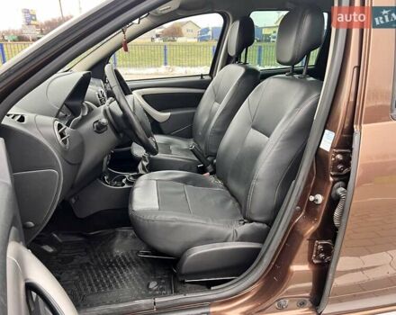 Коричневый Дачия Duster, объемом двигателя 1.5 л и пробегом 242 тыс. км за 7950 $, фото 48 на Automoto.ua