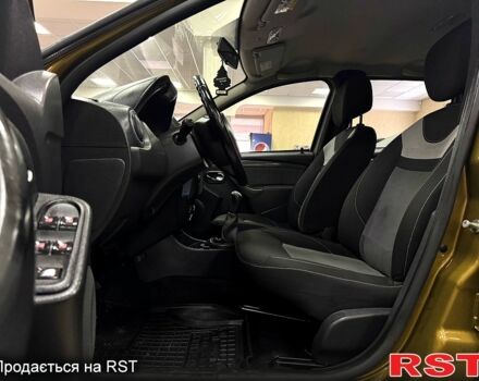 Коричневый Дачия Duster, объемом двигателя 1.6 л и пробегом 187 тыс. км за 10400 $, фото 9 на Automoto.ua