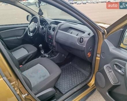 Дачія Duster 2017 у Києві на Automoto.ua Коричневий Дачія Duster, об'ємом двигуна 1.6 л та пробігом 187 тис. км за 9999 $, фото 12 на Automoto.ua