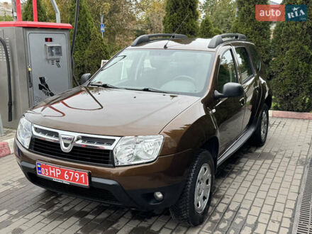 Коричневый Дачия Duster, объемом двигателя 1.6 л и пробегом 170 тыс. км за 8750 $, фото 1 на Automoto.ua