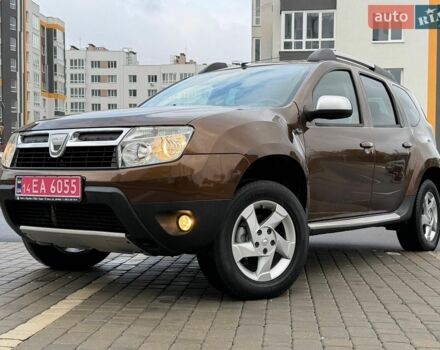 Коричневый Дачия Duster, объемом двигателя 1.6 л и пробегом 194 тыс. км за 10950 $, фото 1 на Automoto.ua